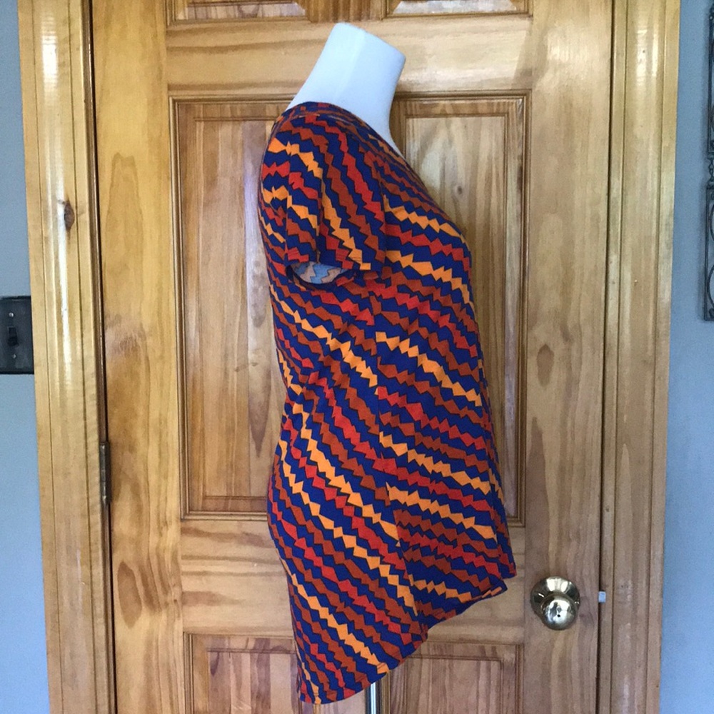 Lularoe classic tee - Picture 3 of 6